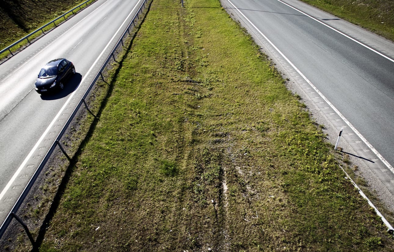 Henkilöauton kuljettaja katosi onnettomuuspaikalta Kemi–Tornio-moottoritiellä.