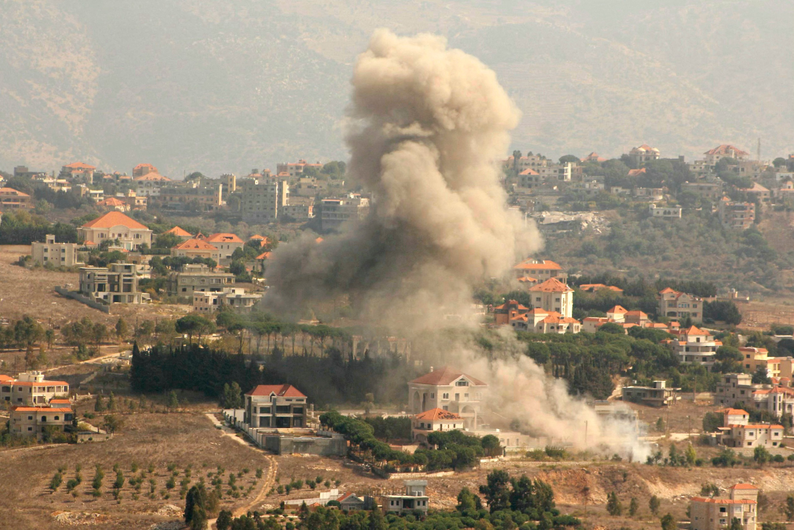 "Pyritään provosoimaan YK:n läsnäoloa Libanonissa, jotta nämä joukot vedettäisiin pois" – Israelin iskut Unifil-joukkoihin eivät ole sattumaa, sanoo tutkija