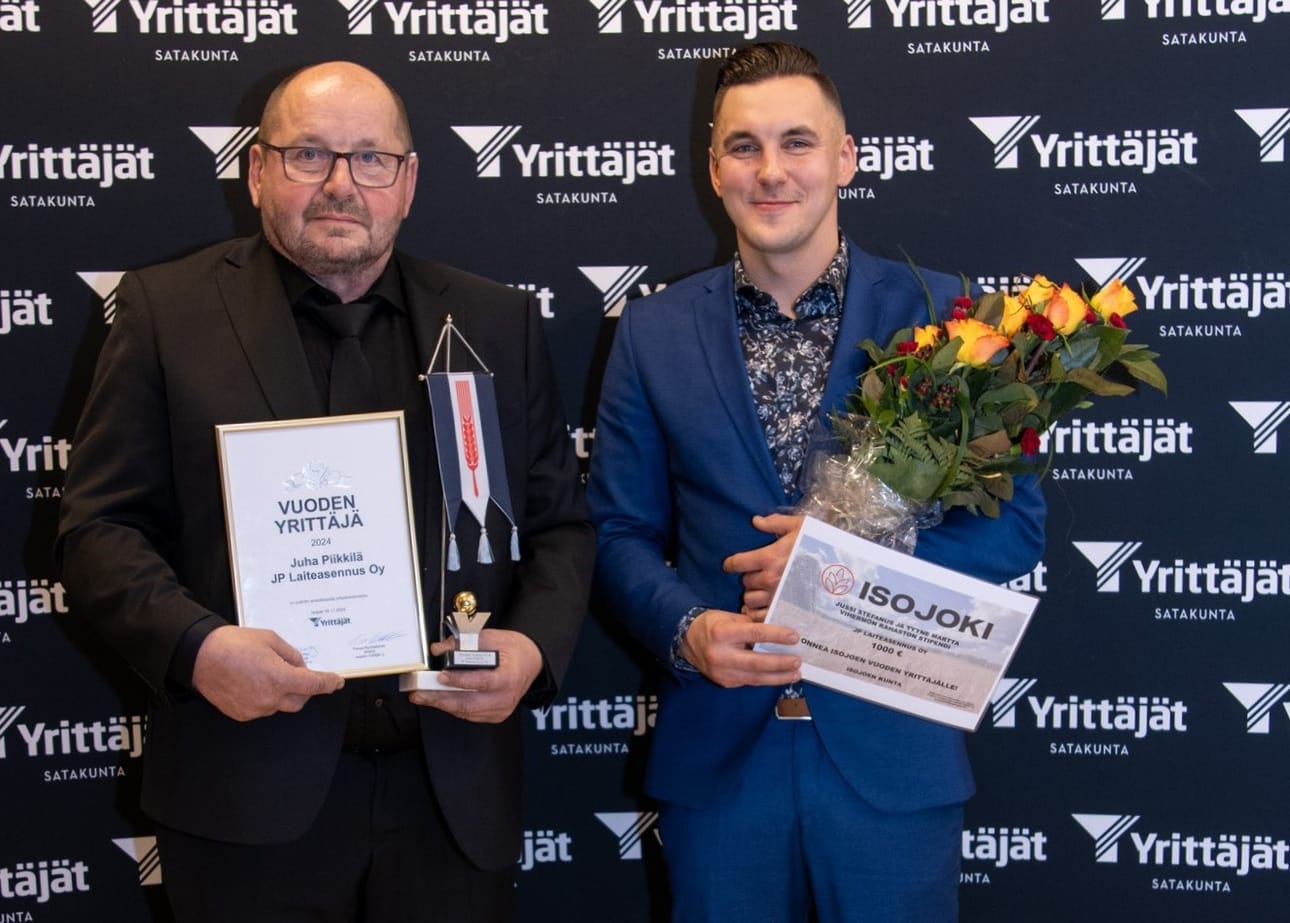 Juha Piikkilä ja hänen poikansa Valtteri Piikkilä saivat tunnustusta Lauhagaalassa. Valtteri on osakas isänsä yrityksessä, mutta työskentelee muualla.