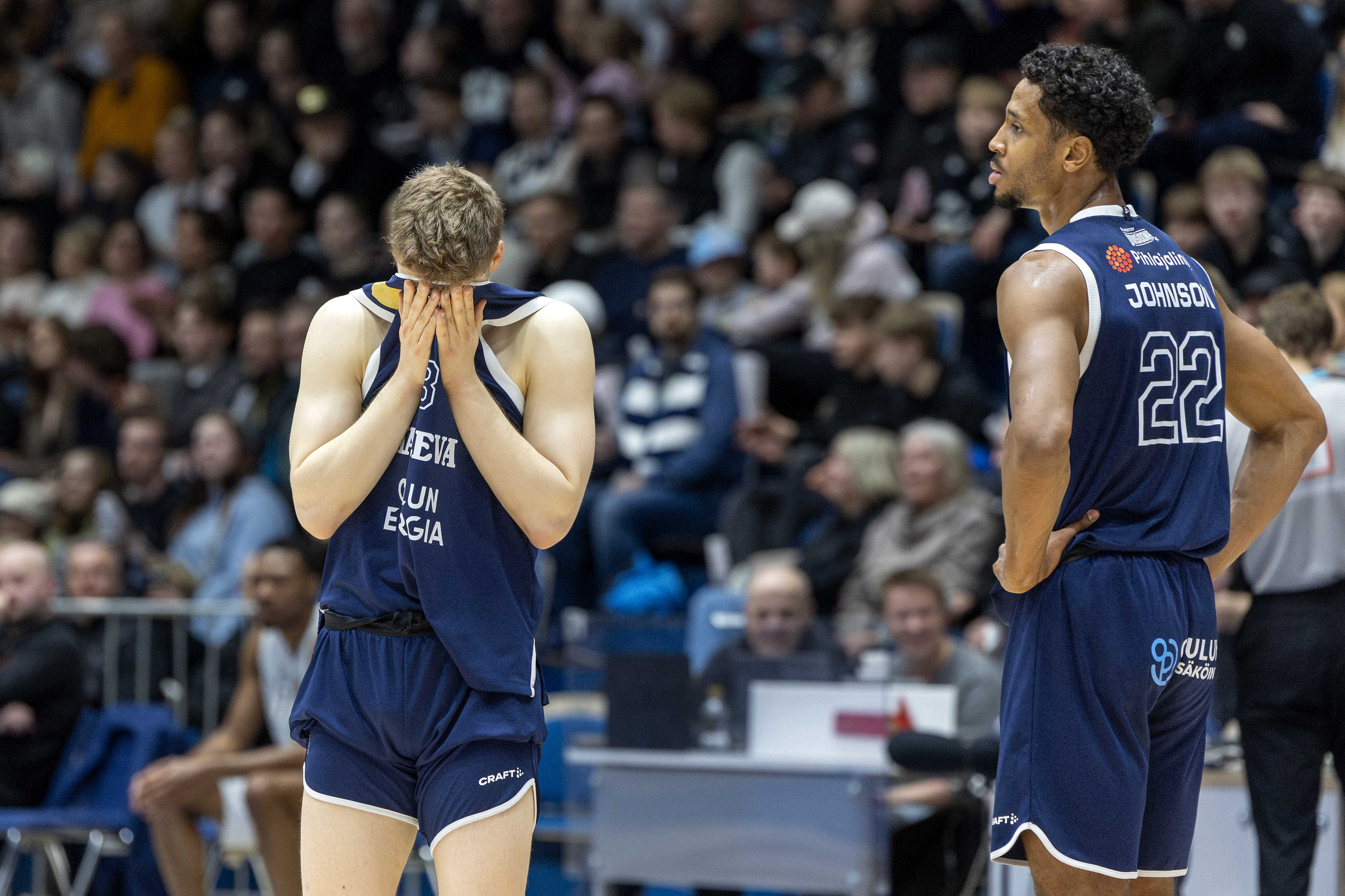 ACO Basket töpeksi itsensä kuilun partaalle – Oululaisten liigaunelma uhkaa livetä käsistä