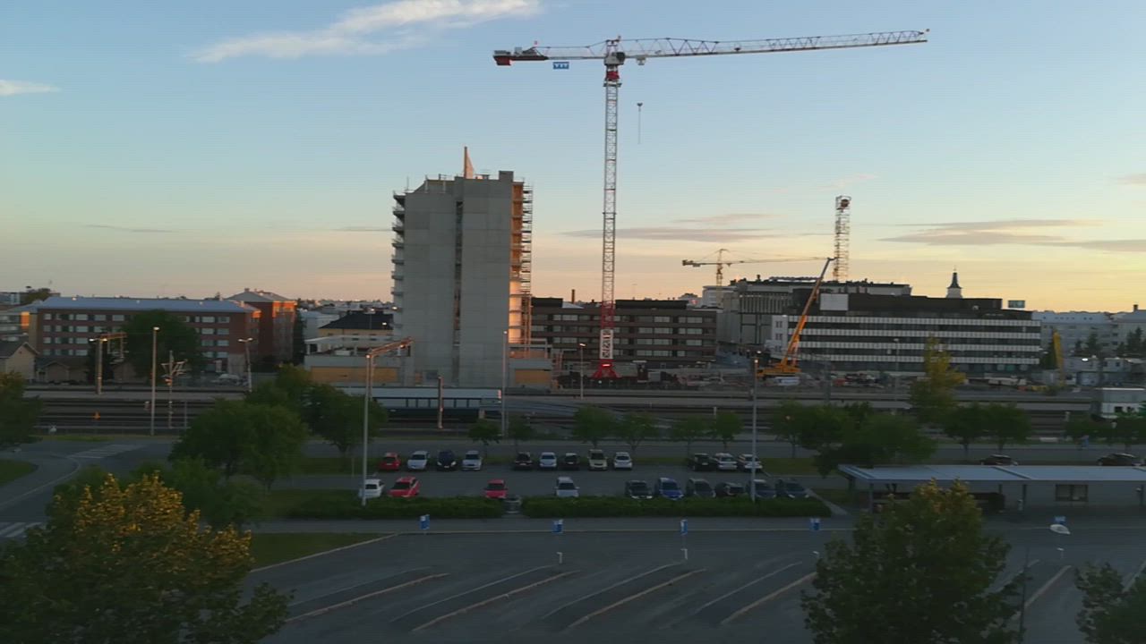 Oulun keskusta kasvaa ja kiillottaa pintaansa