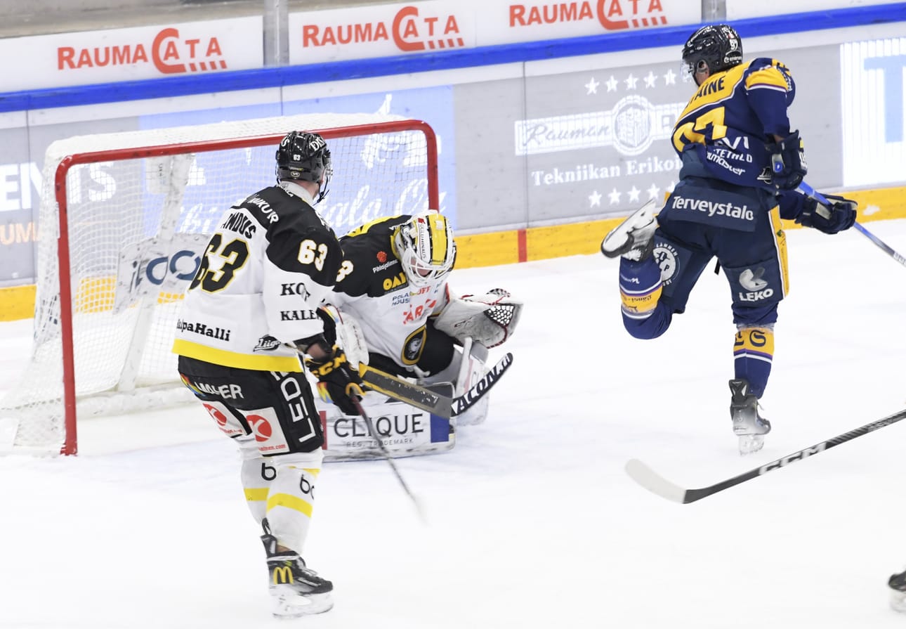 Kärpät taipui Lukon käsittelyssä Raumalla lauantai-iltana.