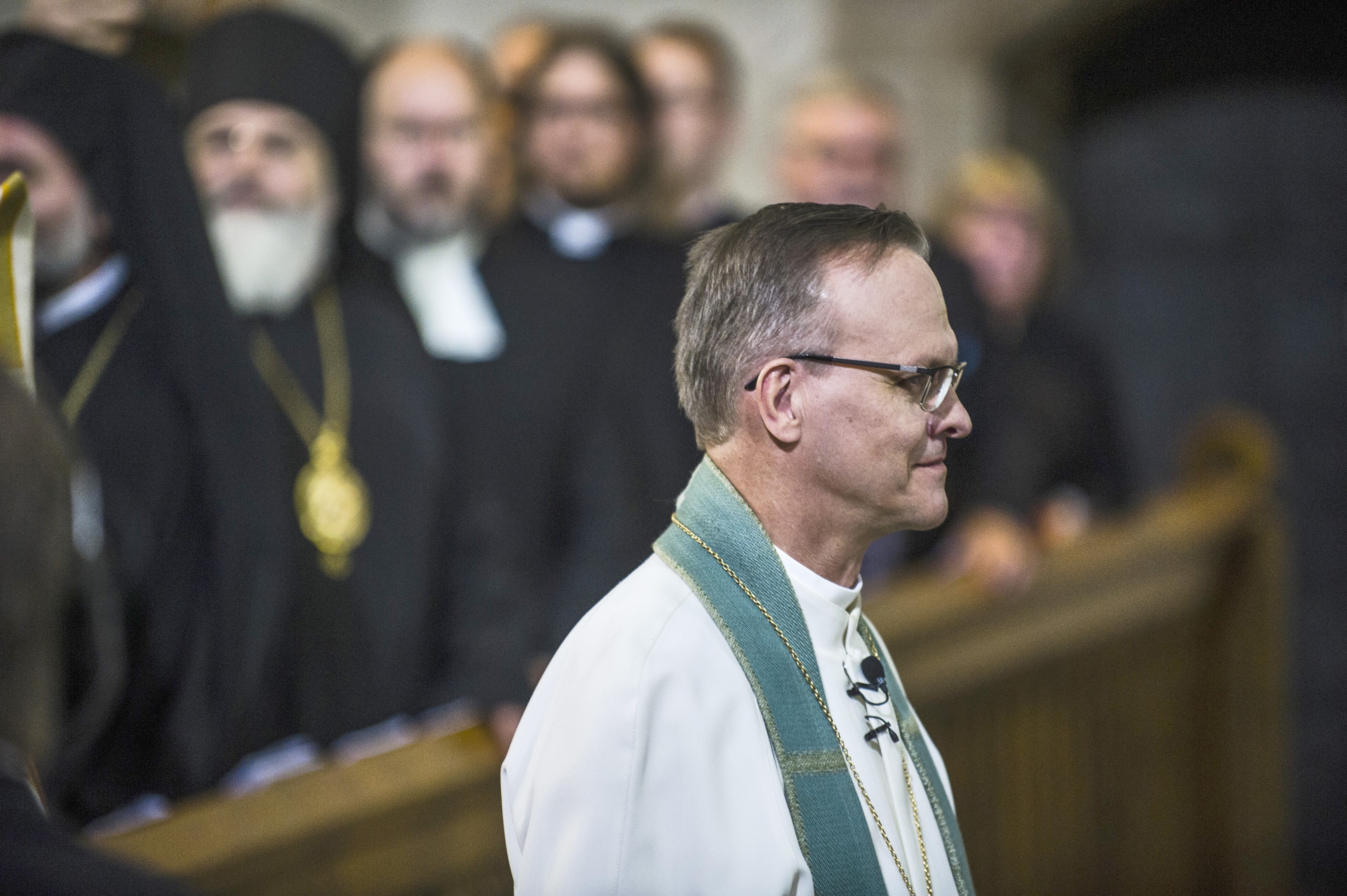Arkkipiispa Tapio Luoma vastasi Päivi Räsäsen kirjeeseen, jossa tämä kritisoi kirkon osallistumista Pride-tapahtumaan ja kertoo harkitsevansa kirkosta eroamista: "Toivon, että kirkkomme saisi jatkossakin olla hengellinen koti mahdollisimman monelle, myös Sinulle."