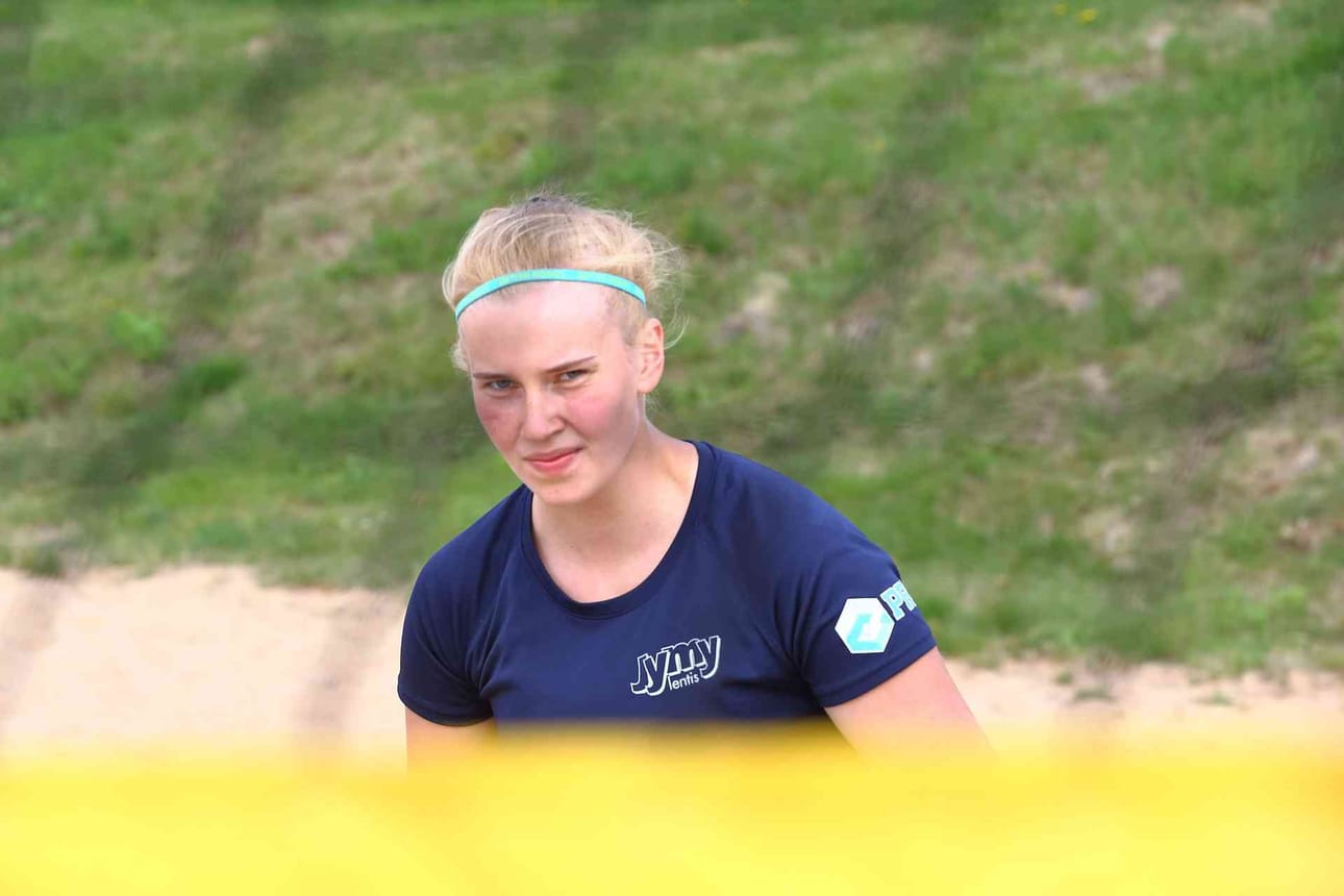 Annika Mikkilää ei nähdä tänä kesänä tositoimissa beach volley -kentällä. Toki muuten vaan hän saattaa käydä läiskimässä palloa.
