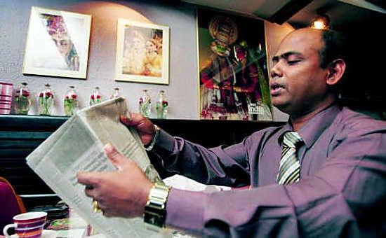 Tapon Bangabashi haluaa viedä Suomesta Bangladeshiin sen, mikä täällä on hyvää. Hänen työnsä tunnustetaan. The Bangladesh Observer teki jutun Bangasbashin kunniaksi järjestetystä vastaanotosta.