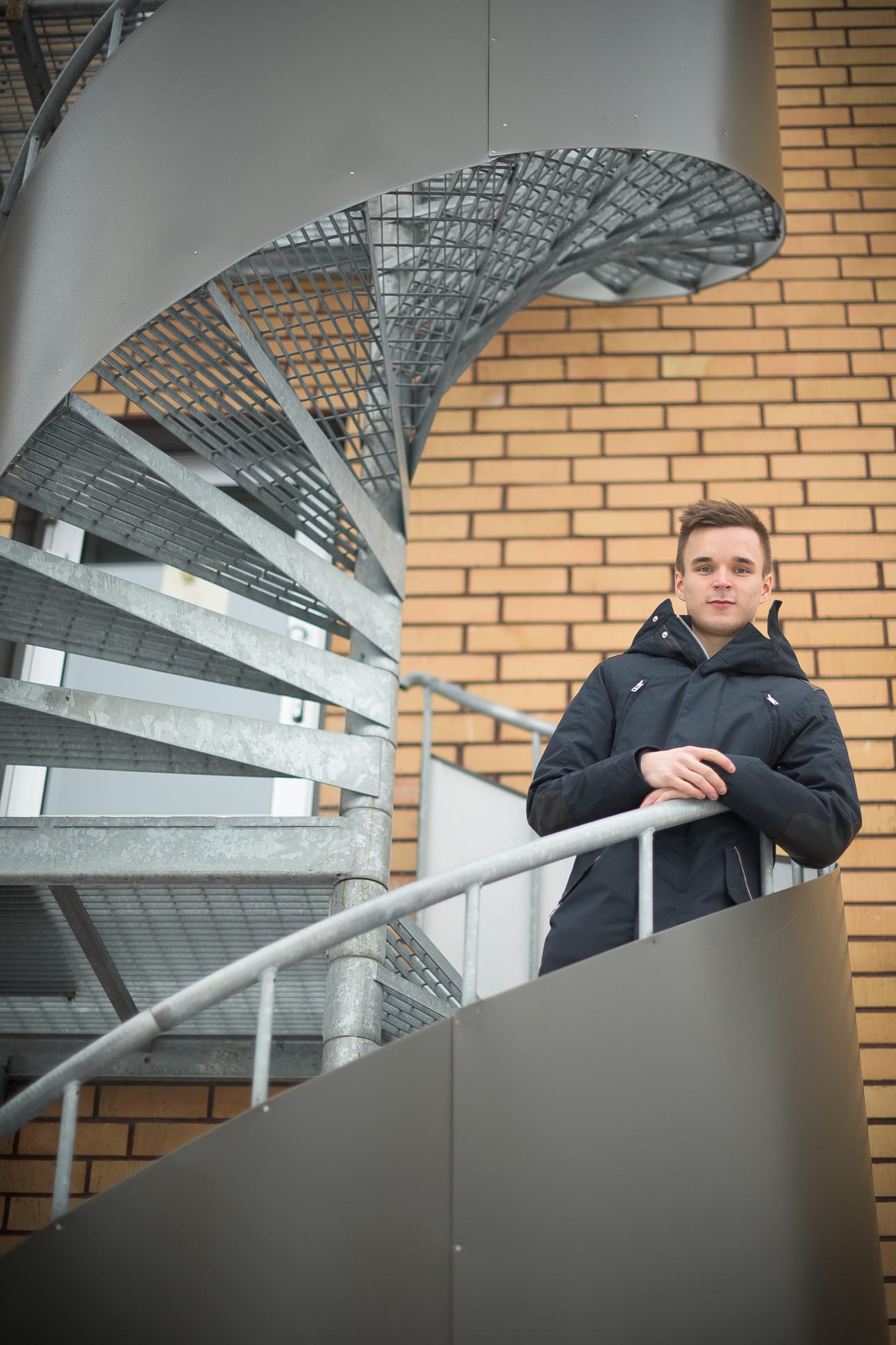 Juho Ojala hyppää Ruka Nordicissa. Mäkihyppääjien urakka alkaa karsintakilpailulla torstai-iltana.