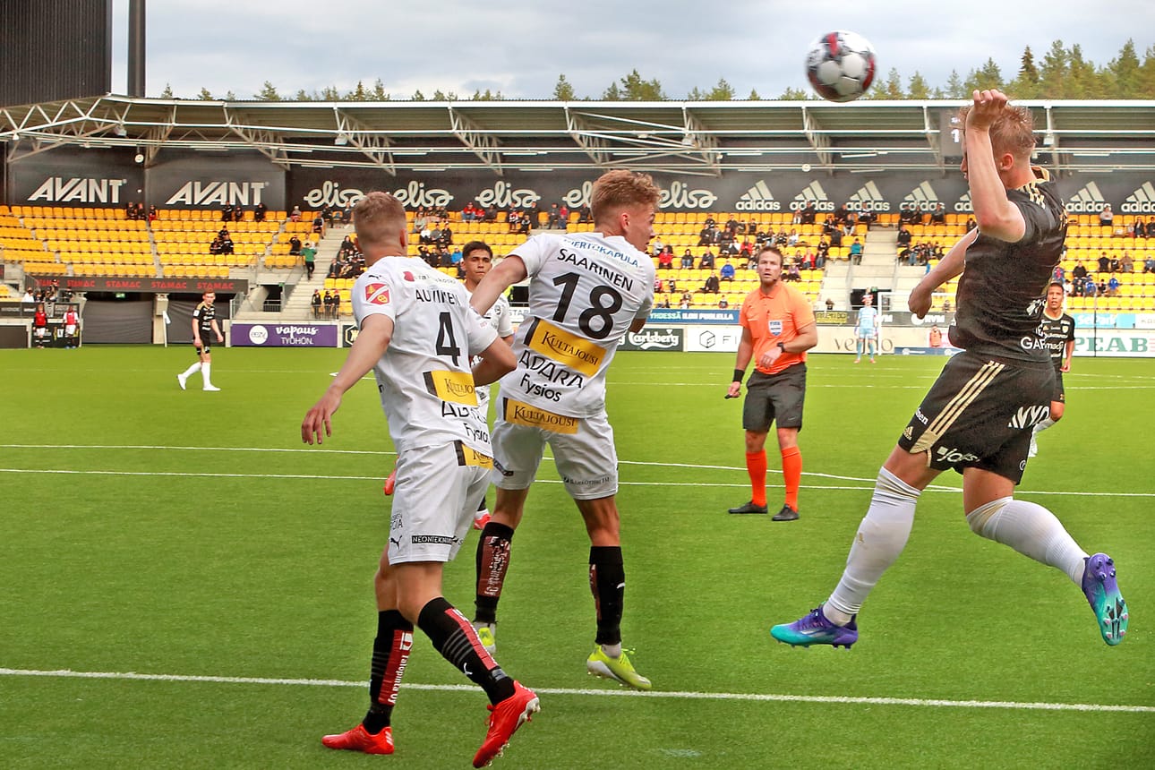 Ville Tikkasen kauden ensimmäinen liigamaali vei SJK:n 2–1-johtoon, mutta Haka tuli vielä tasoihin.