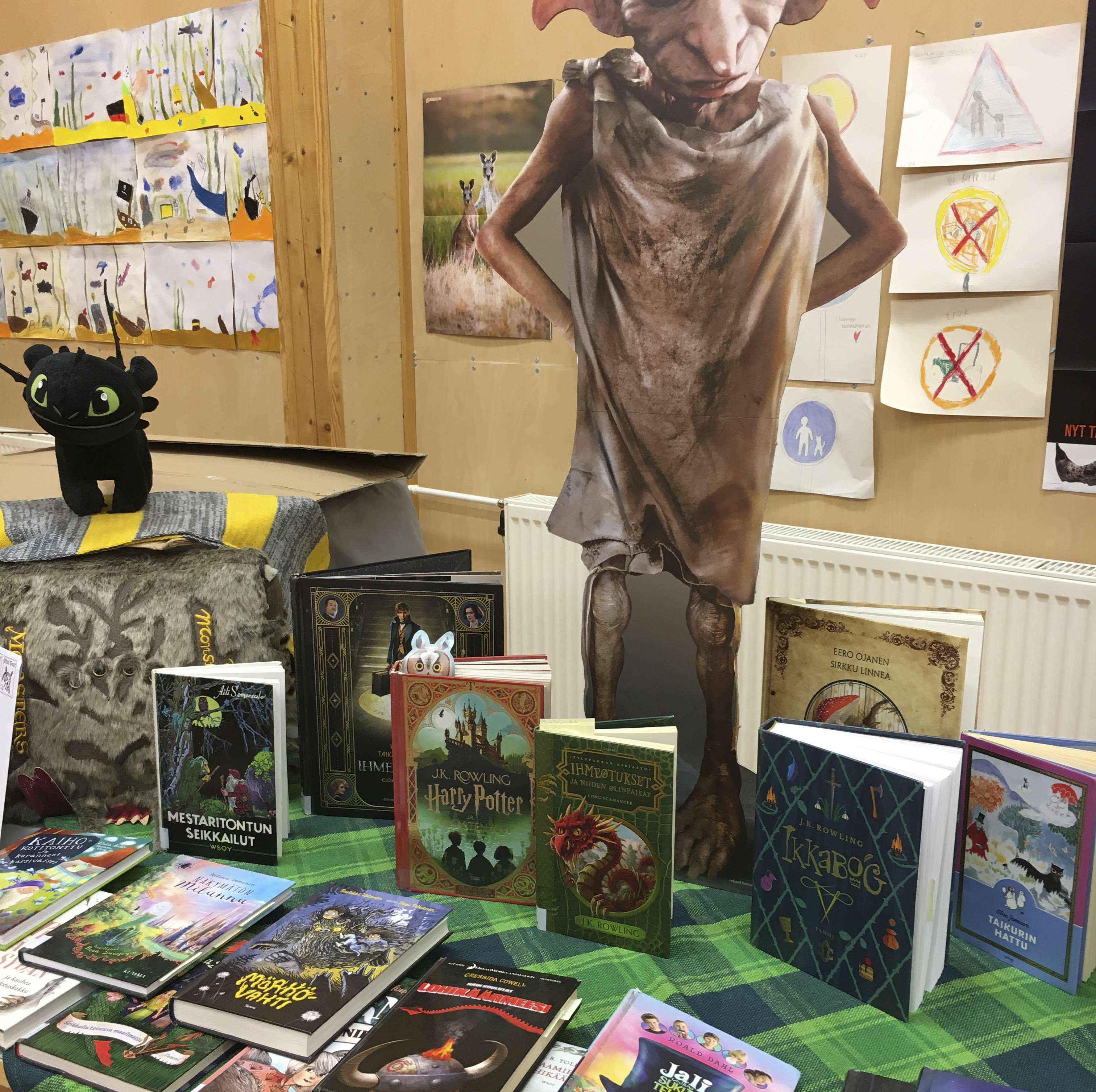 Fantasiakirjat ovat lasten mieleen- kirjastoihin tulossa Harry Potter -tapahtumia