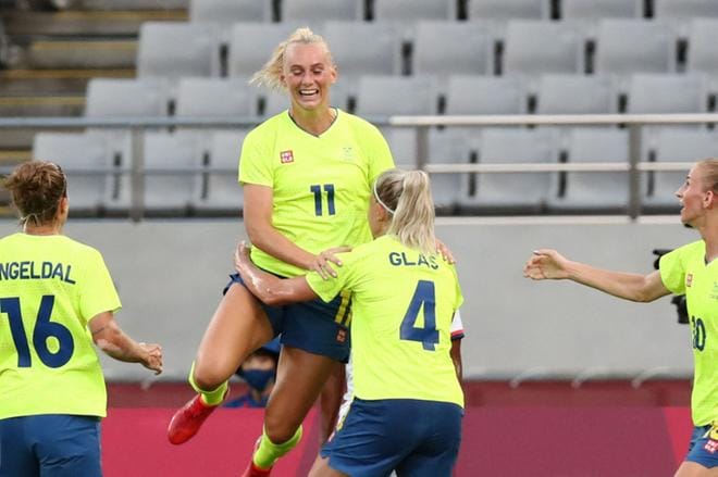 Ruotsi löylytti Yhdysvaltoja naisten olympiajalkapallossa peräti 3-0. Stina Blackstenius joukkueensa maalihanat. Kuva: Lehtikuva / AFP