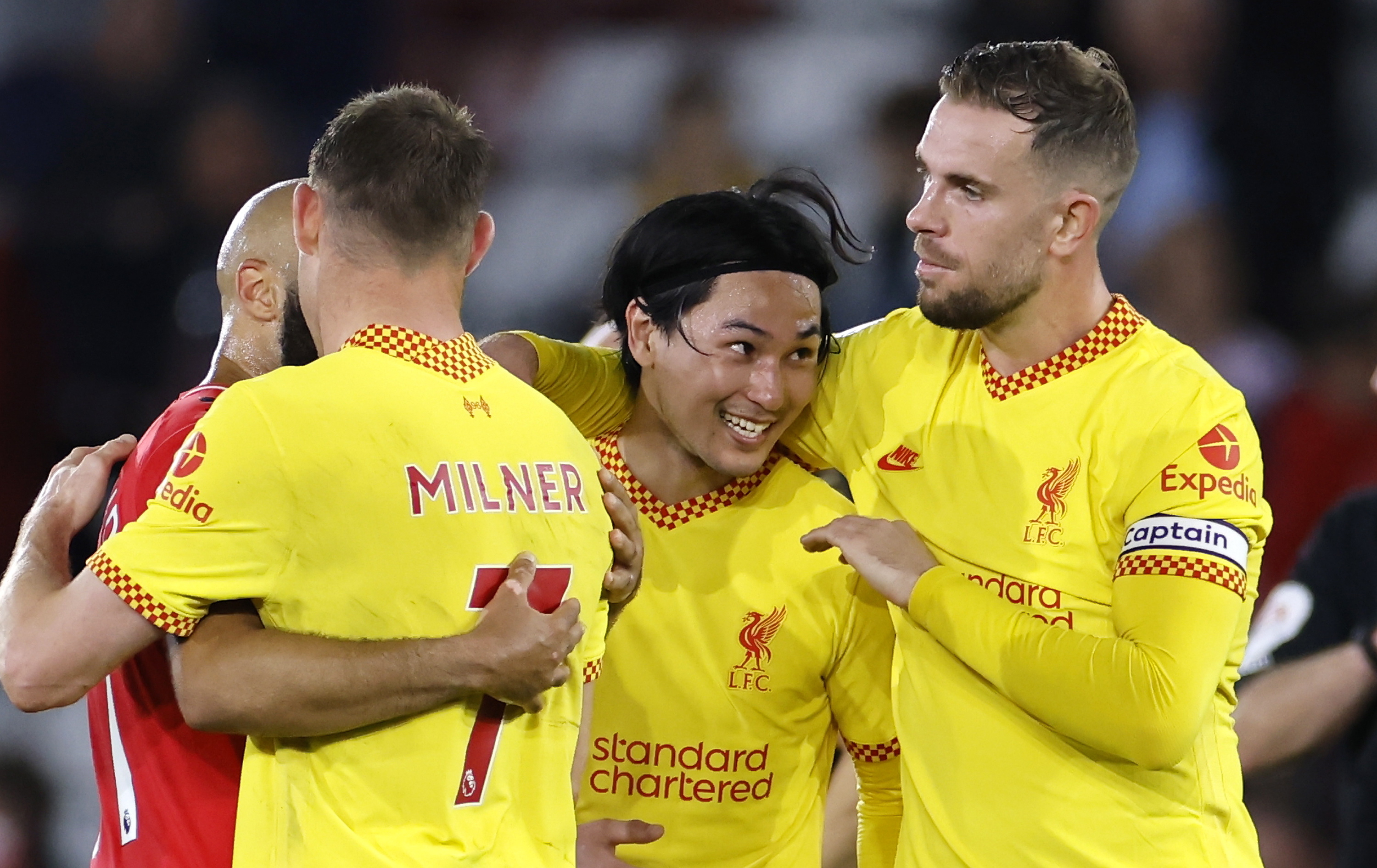 Liverpool voitti Southamptonin ja piti mestaruushaaveensa elossa päätöskierrokselle