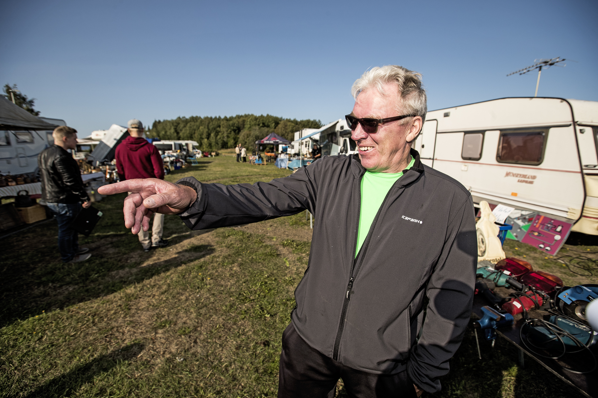 Raahelainen Jouko Pitkäaho ei uskonut löytävänsä Suur-Rompetorilta itselleen mitään ostettavaa.