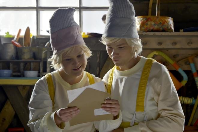 Kuvassa Myrsky (Minea Lång) ja Vimma (Verneri Lilja).