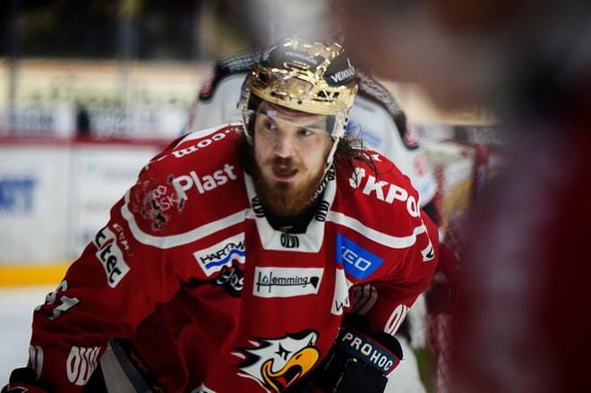 Viime kaudella Tuomas Vänttinen kantoi Sportin kultakypärääkin. Kuva: Timo Annanpalo