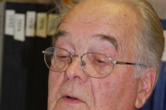 Kantakaupunkilaisella Erkki Ikkelä-Koskella on paljon kirjallista tietoa ensimmäisistä kesämarkkinoista.