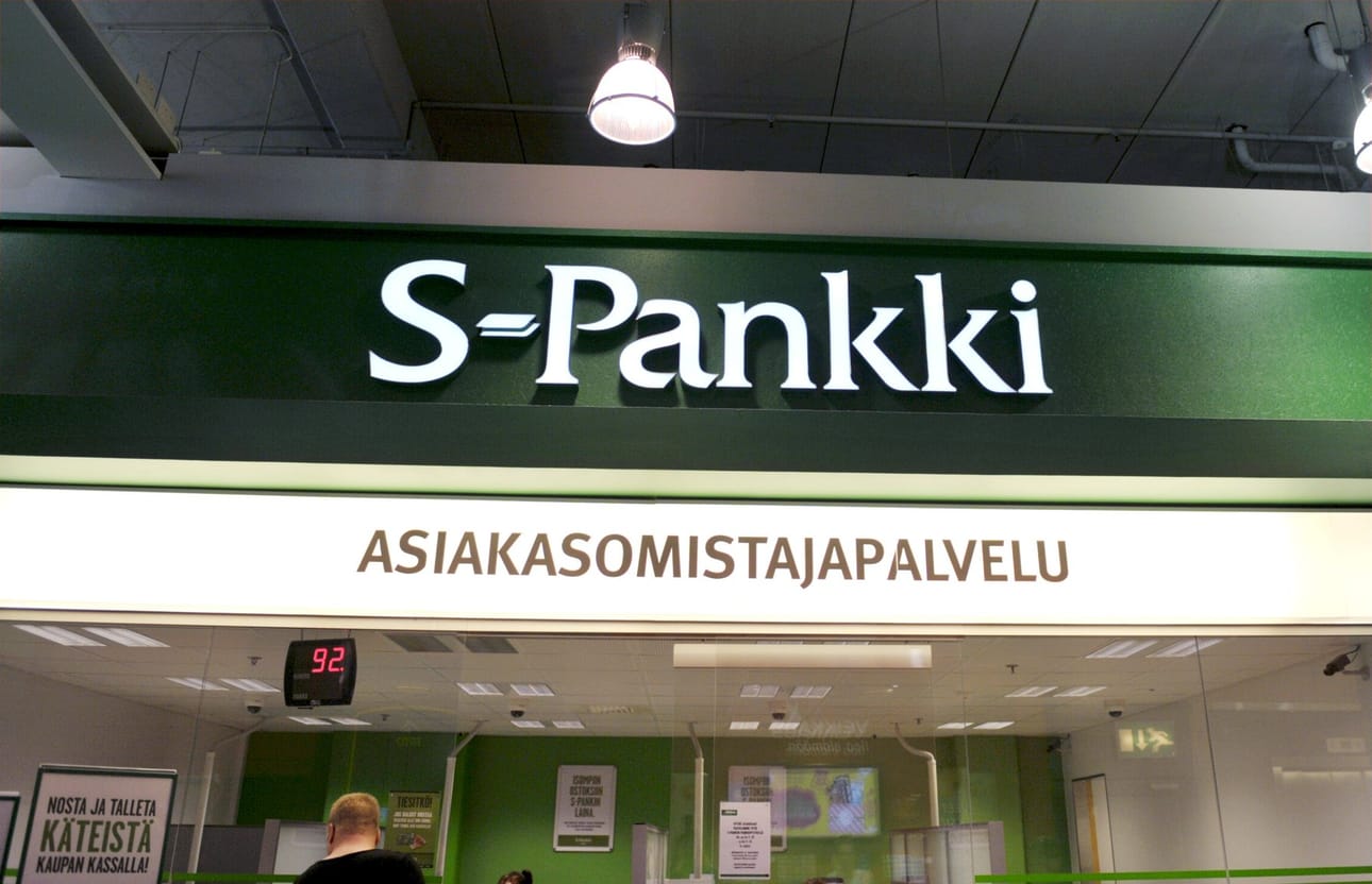 Finanssivalvonta on määrännyt S-Pankille 60 000 euron suuruisen rikemaksun. LEHTIKUVA / Irene Stachon