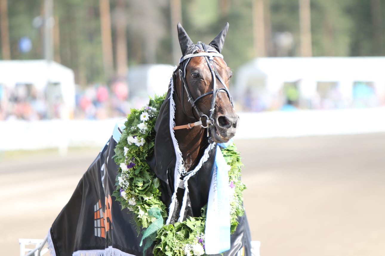 Ruotsalainen Makethemark ravasi St. Michelin voittoon.