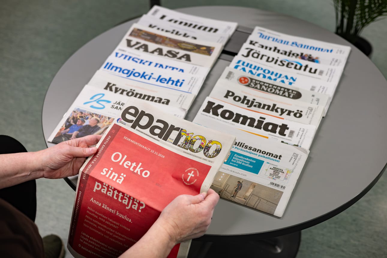 Paikallislehdet kuuluvat edelleen vahvasti suomalaisten arkeen. Kaupunkilehti Epari juhlii sataa vuottaan keskiviikkona Venetsialaisilla.