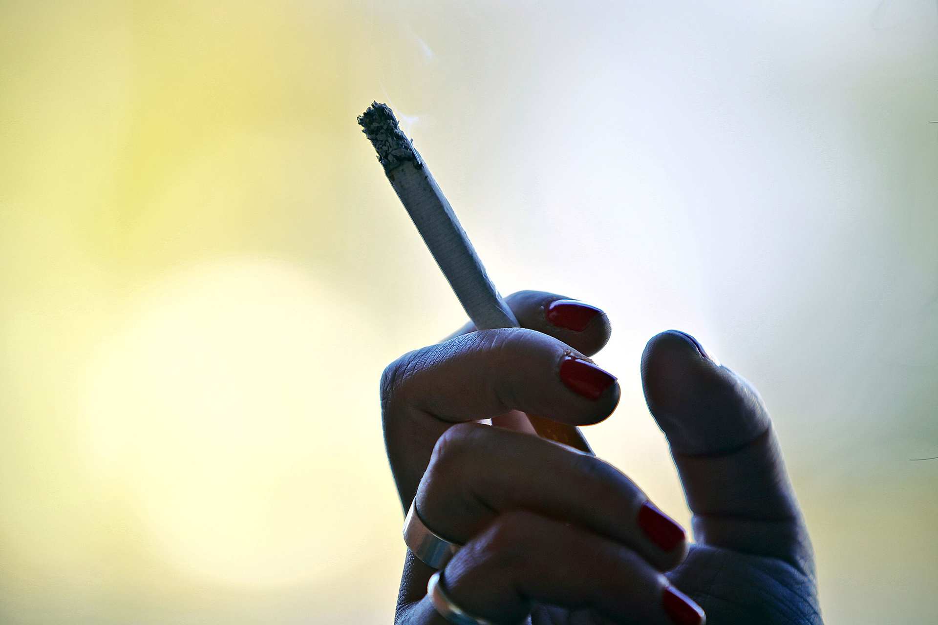 Pikapuhelu: Raahelaisilta kysellään mielipiteitä päihteistä