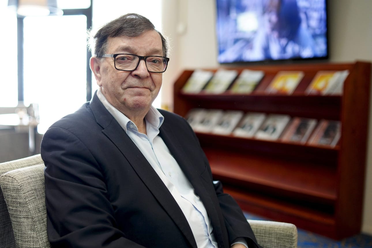 Paavo Väyrynen kertoi hieman ennen joulua, että hän oli joutunut pahoinpitelyn uhriksi itsenäisyyspäivänä. LEHITKUVA / Timo Aalto