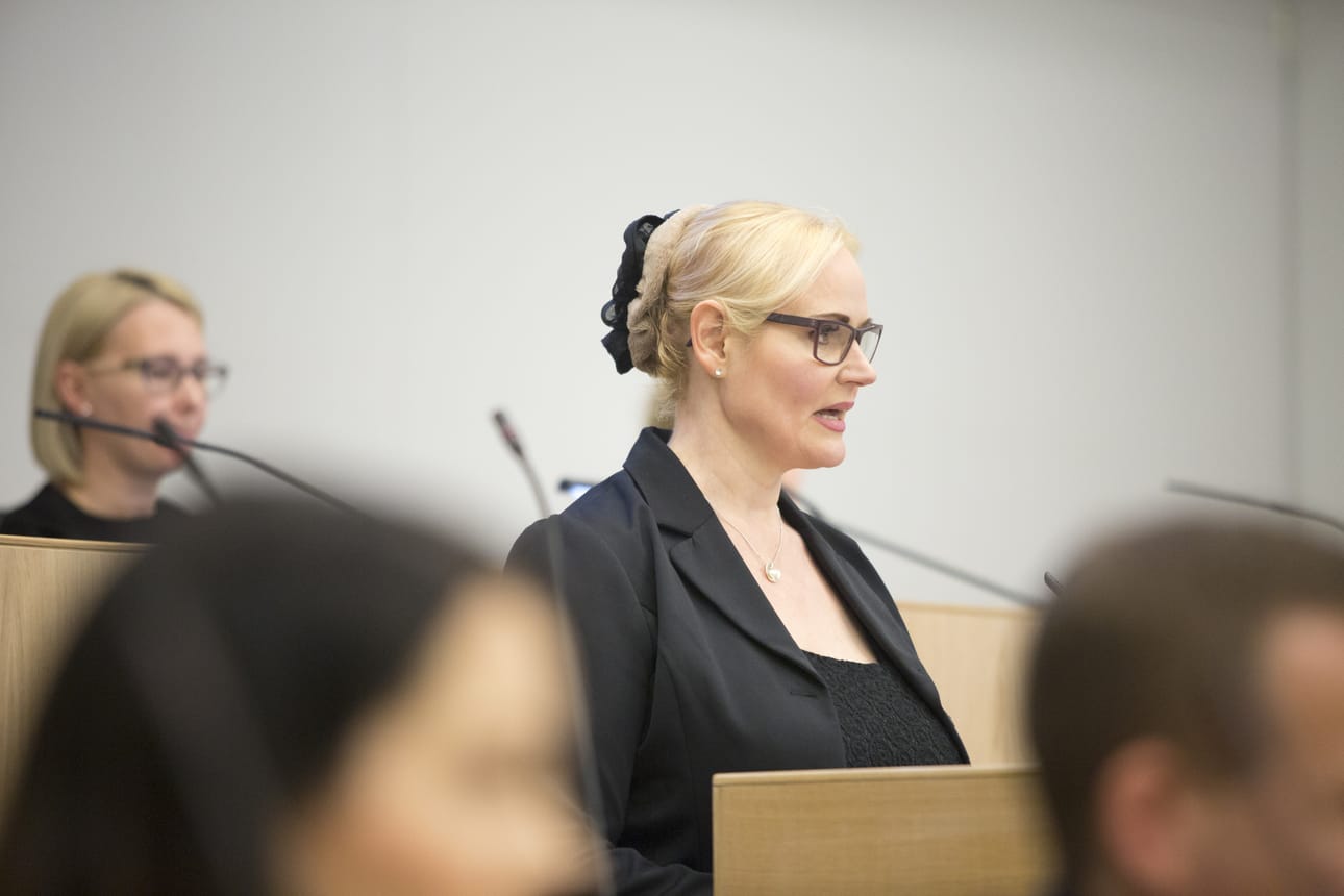 Veera Ruoho siirtyy kokoomukseen.