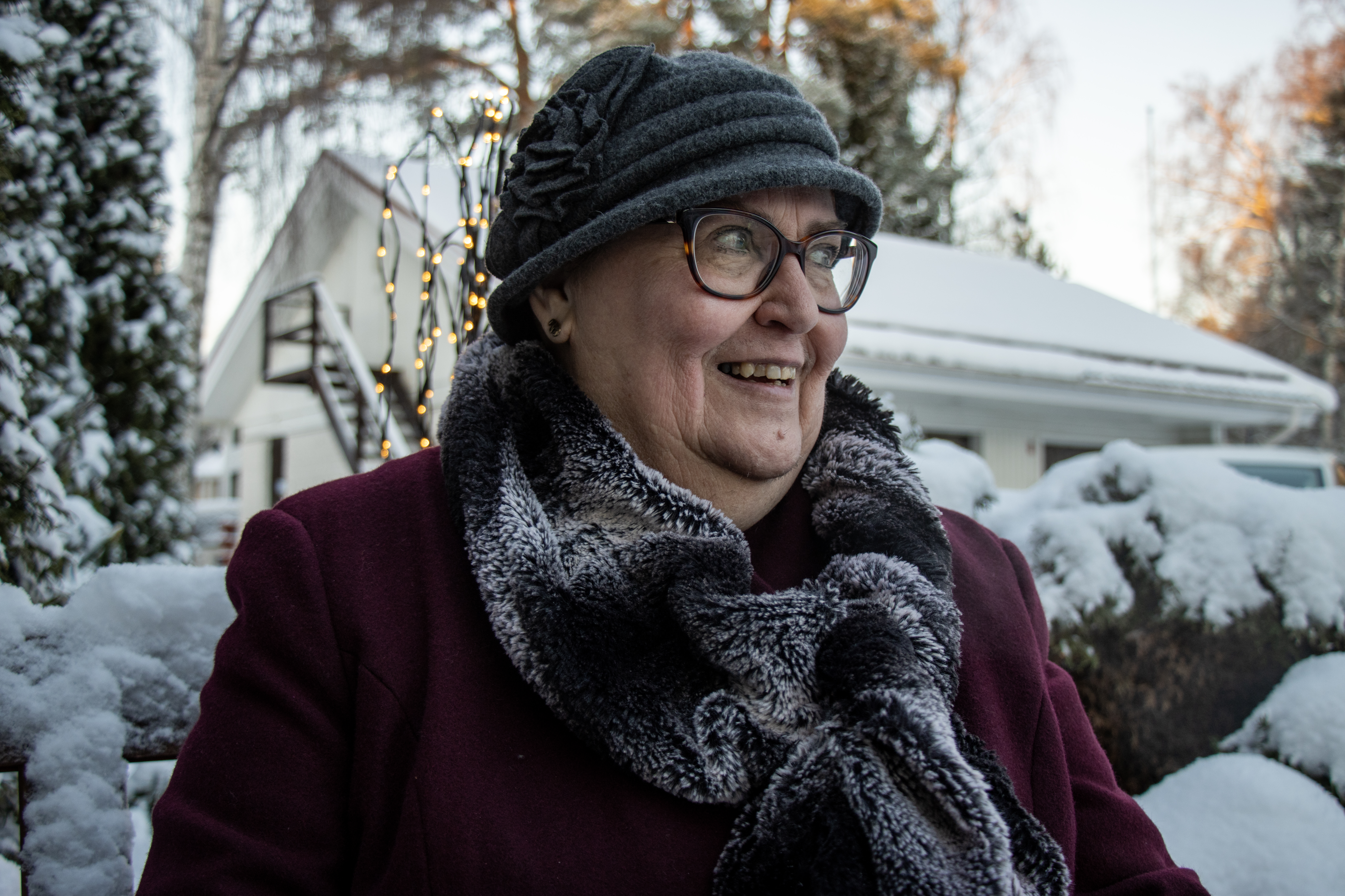 Raija Kujanpään idea: pohjalaisten mielenterveys paremmaksi kahdella autolla – Omiin vaikeisiin hetkiin helpotuksen toi Elvis kylvyssä