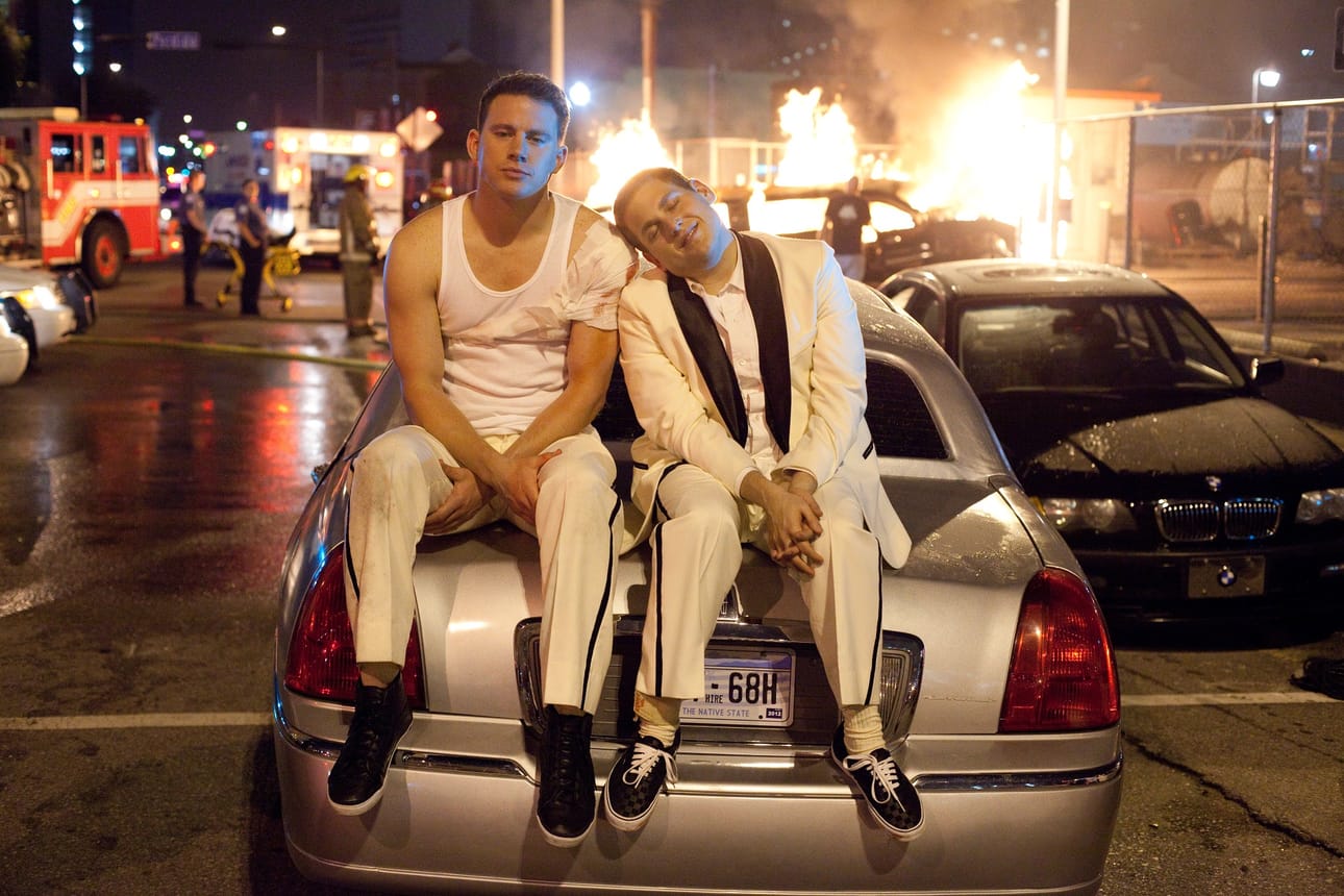 Channing Tatumin ja Jonah Hillin kemia toimii 21 Jump Street -toimintakomediassa.