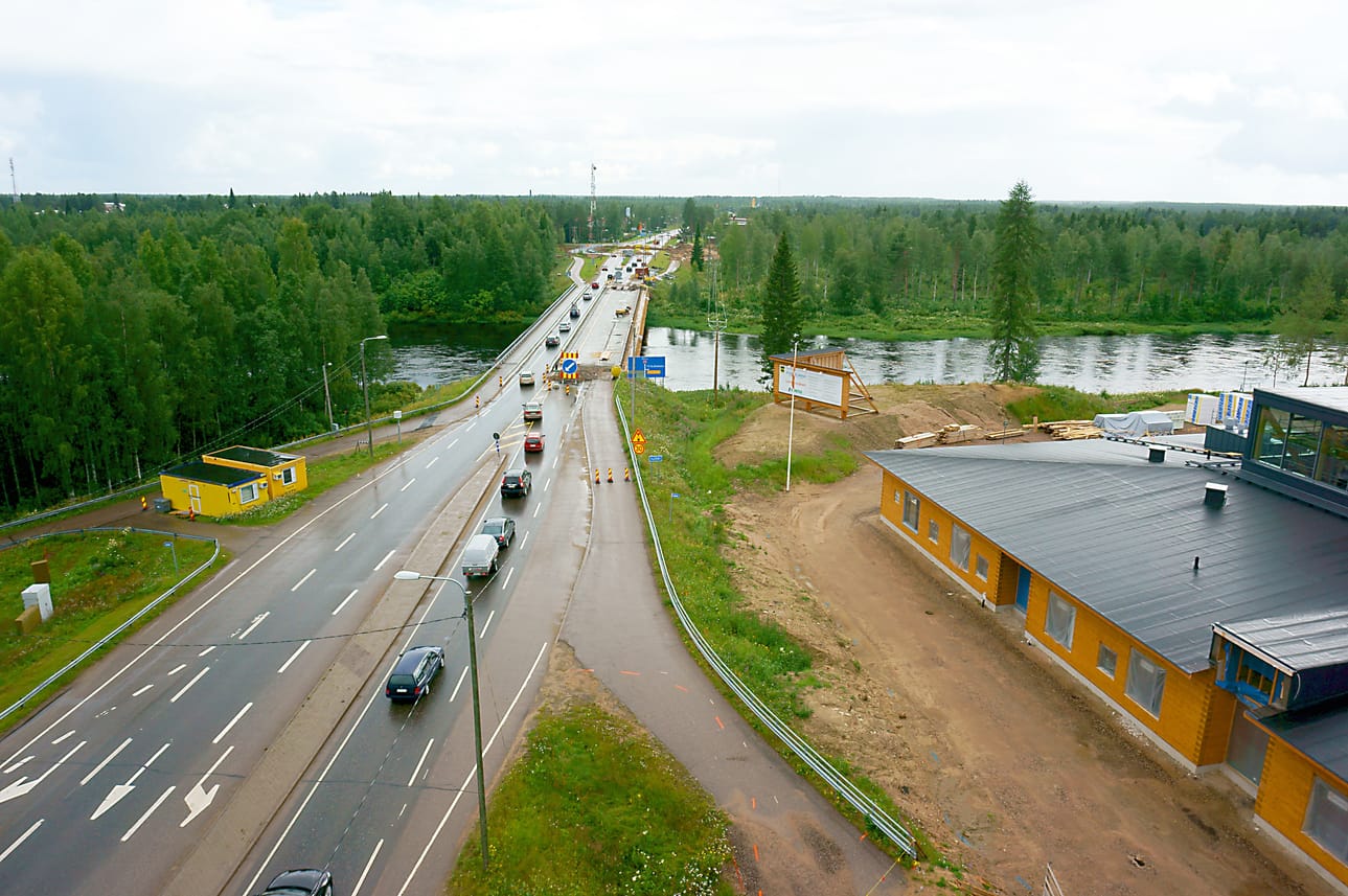 Viime kesänä Iijoen siltaa remontoitiin ja ajoittain muodostui jopa ruuhkaa Valtatie 20:lle
