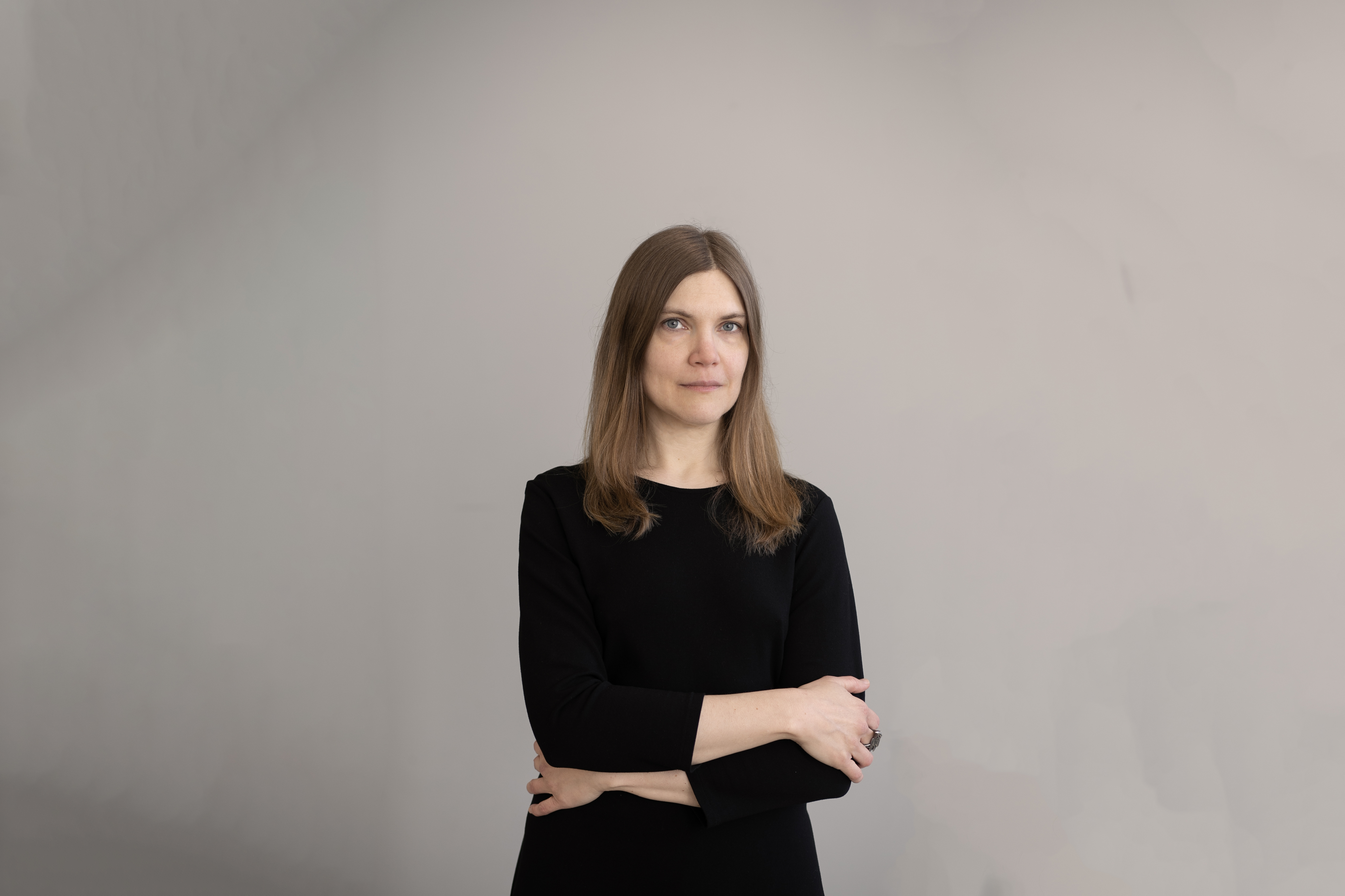 Arvio: Sara Bergmark Elfgren yhdistää psykologisen trillerin ja gotiikan elämän ja kuoleman kamppailuksi