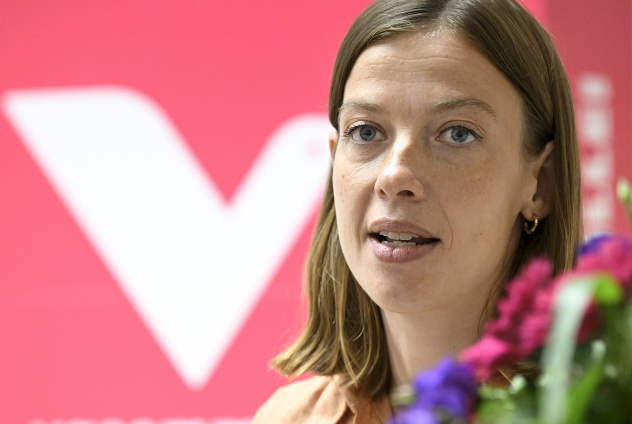 Andersson puhui vasemmistoliiton eduskuntaryhmän kesäkokouksessa elokuussa. LEHTIKUVA / MARKKU ULANDER