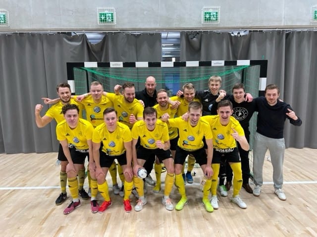 FC Kiisto juhli liiganousua Oulussa.
