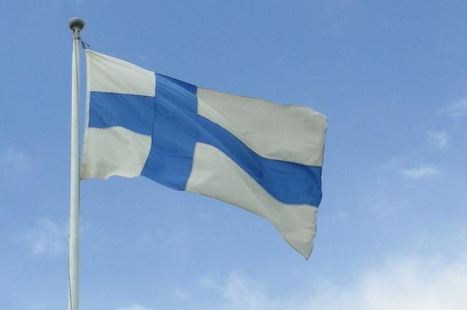 Nopeasti muuttunut pandemiatilanne pakotti peruuttamaan tänä vuonna pidettäväksi aiotun kaupungin itsenäisyyspäivän juhlan. Kaupugin tervehdyksen juhlassa perinteisesti esittänyt kaupunginjohtaja Markku Lumio esittää tervehdyksensä nyt Komiat-lehden välityksellä.