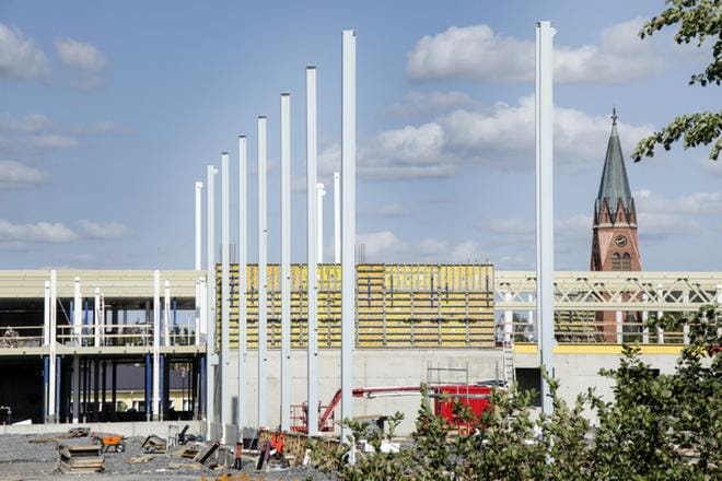 Kunta-alan konsultit esittävät, että Kortesjärven yläkoulun oppilaat siirrettäisiin Kauhavan keskustaan rakennettavaan uuteen koulukeskukseen. Kuva työmaalta on keskiviikolta. KUVA: JUHA AHO-PYNTTÄRI