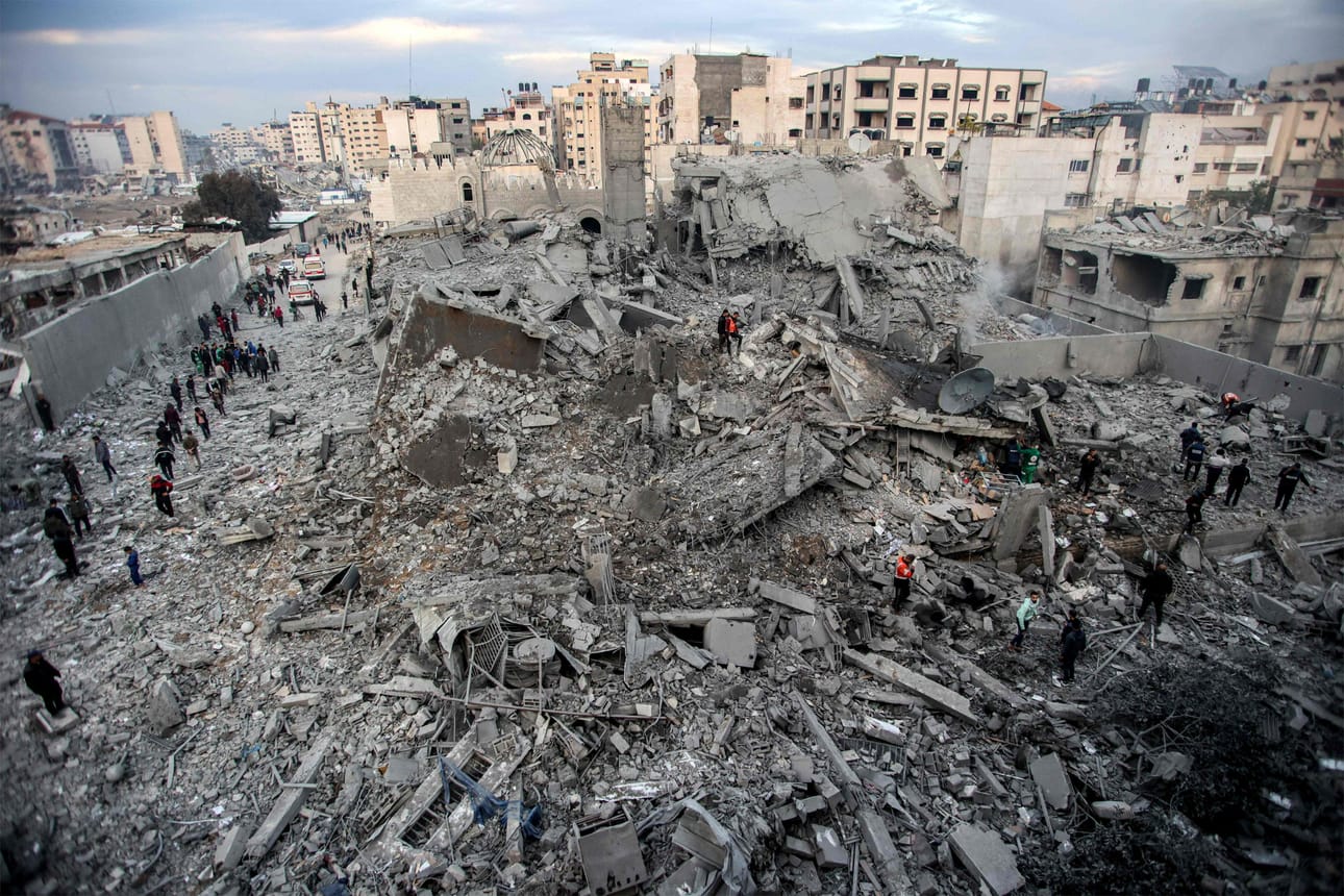 Palestiinalaisten väestönsuojeluviranomaisten mukaan Israel teki lauantaina Gazan kaistalle ainakin 30 erillistä iskua. Kuva on Gazan kaupungista. LEHTIKUVA / AFP