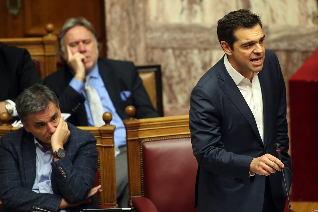 Kreikan pääministeri Alexis Tsipras puhui parlamentille ennen äänestystä.