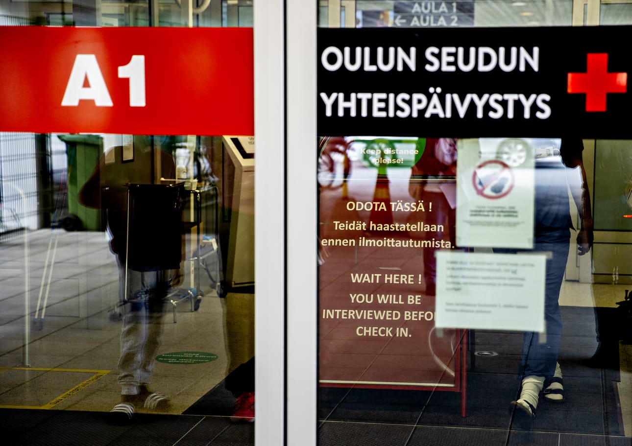 Jos Länsi-Pohjan sairaalapalvelut ajetaan alas, kuinka iso osa merilappilaisista siirtyy Oulun yliopistollisen keskussairaalan potilaaksi? Tästä ei ole varmaa tietoa.