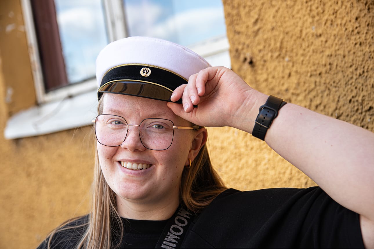 Sini Pulkkanen sai valmiiksi kuusamolaisittain melko harvinaisen kaksoistutkinnon.
