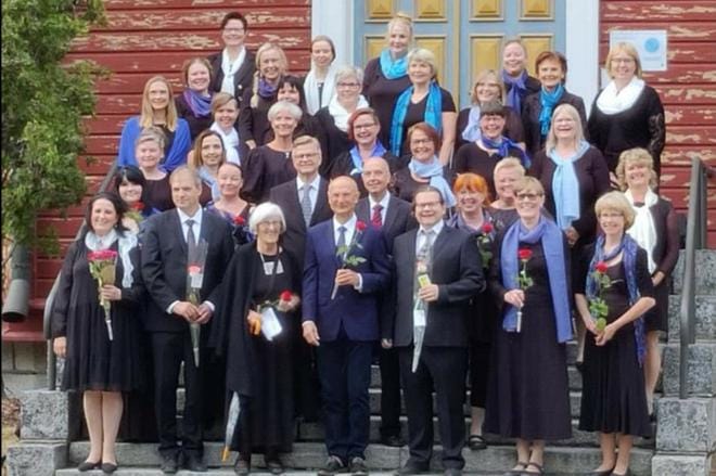 Kesäillan lauluja -konsertti soi Kuortaneen kirkossa viime viikon torstaina. KUVA: JALO OJA