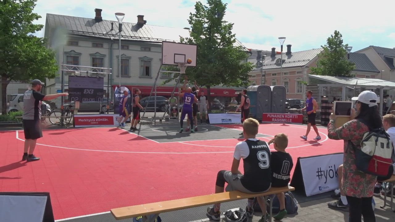 Oulun tori vaihtui katukoriskentäksi