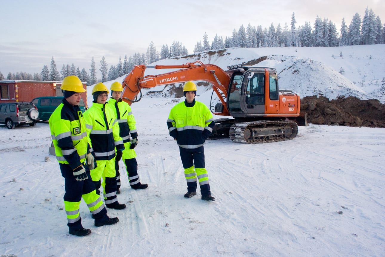Maanrakennuskoulutus houkuttelee oppilaita Taivalkoskelle. Alalla uskotaan olevan työpaikkoja jatkossakin. Hienoa on, että opiskelupaikka on tarjolla lähellä.