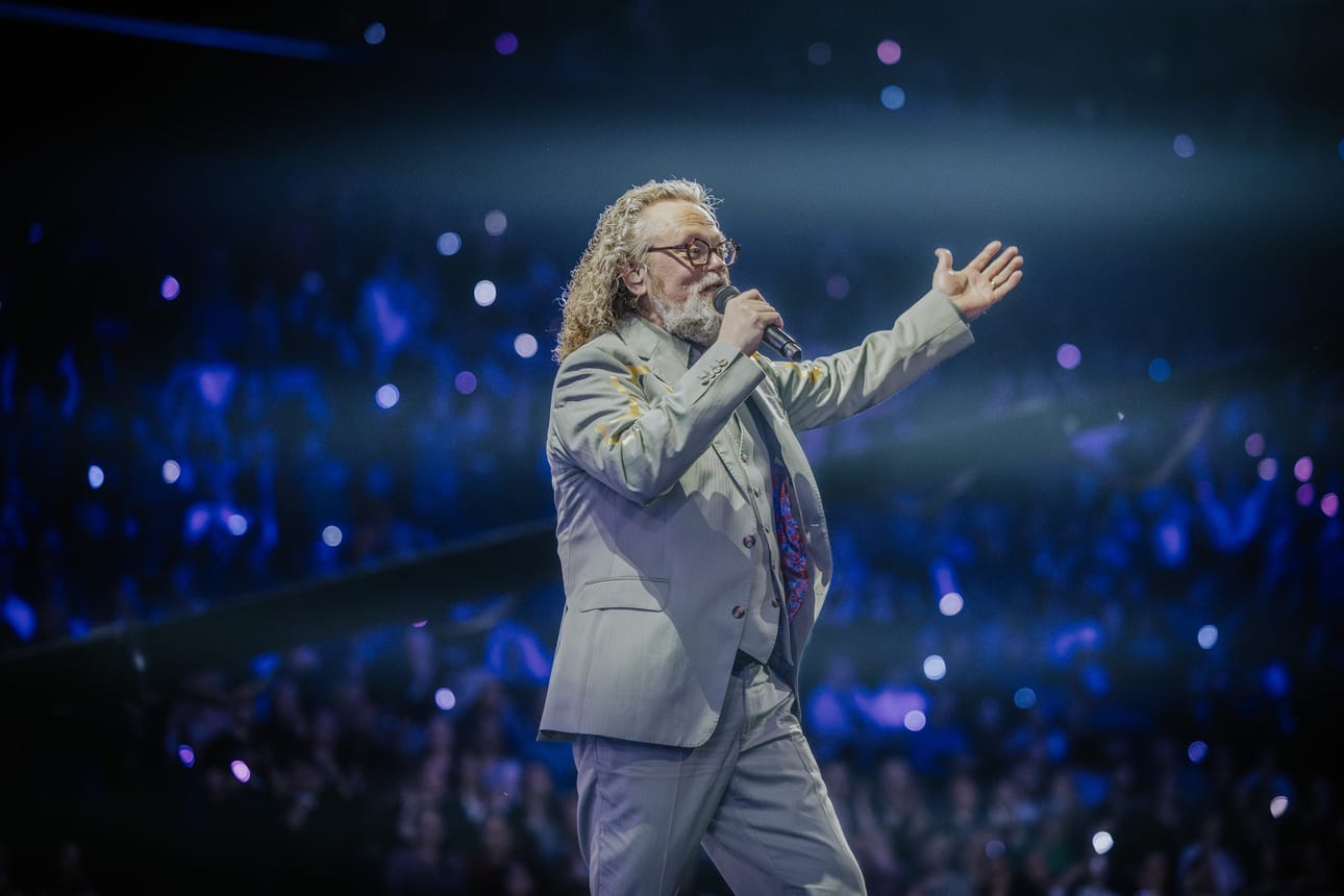 Antti Paalasen mukaan ankeat ajat kaipaavat iloisia kappaleita, sellaisia kuin Takatukka.