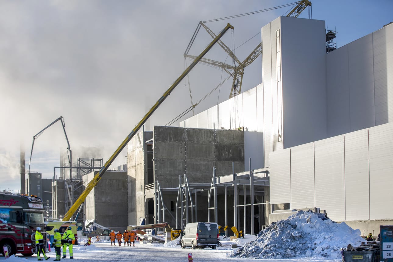 Metsä Fibren Kemin biotuotetehtaan betonielementtiasennukset ovat jo pitkällä esimerkiksi massatehtaalla.