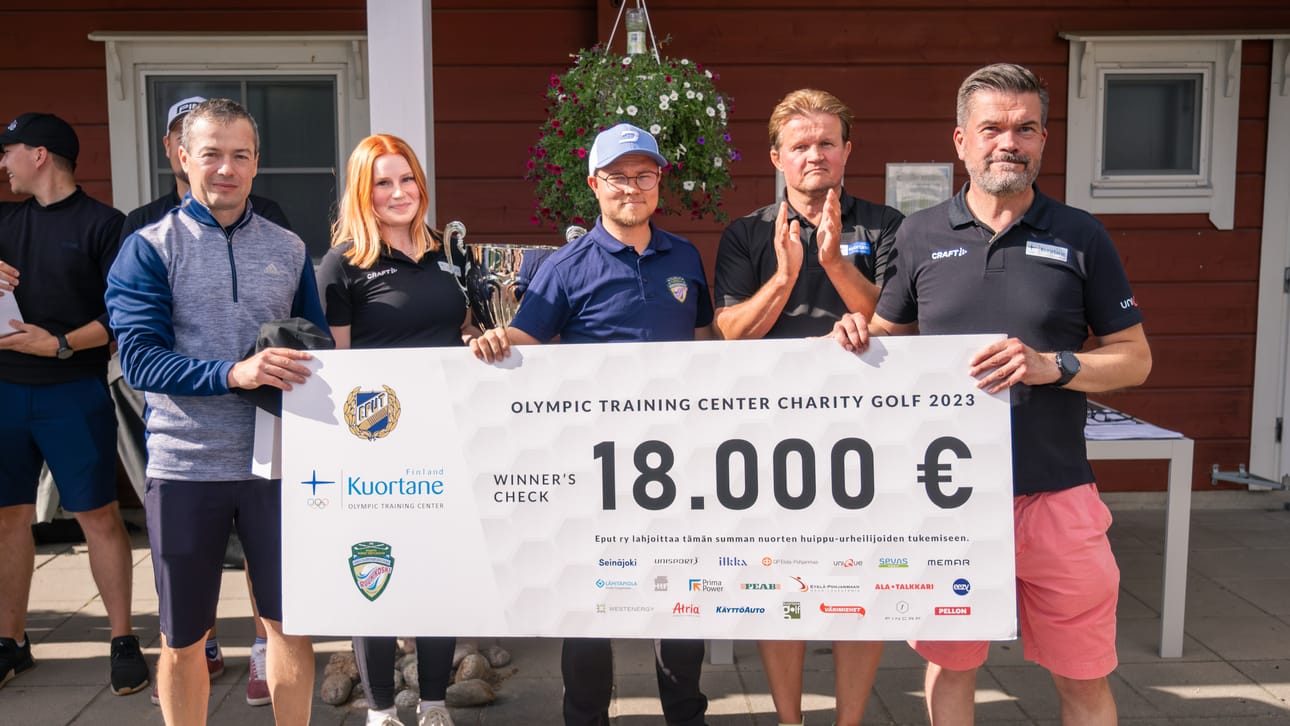 Joukkueiden osallistumismaksuista kertyi 18 000 euron potti, jonka lisäksi pelaajat ostivat 3 500 eurolla mulliganeja eli uusia avauslyöntejä.