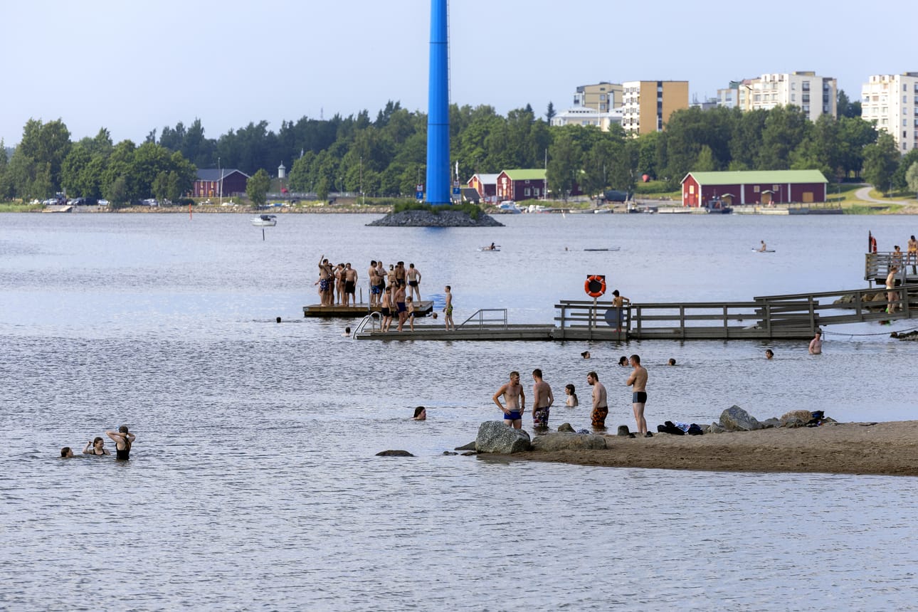 Hietasaaren uimarannalle Vaasaan haettiin uimavalvojia aiemmin tänä vuonna, mutta haku ei tuottanut toivottua tulosta.