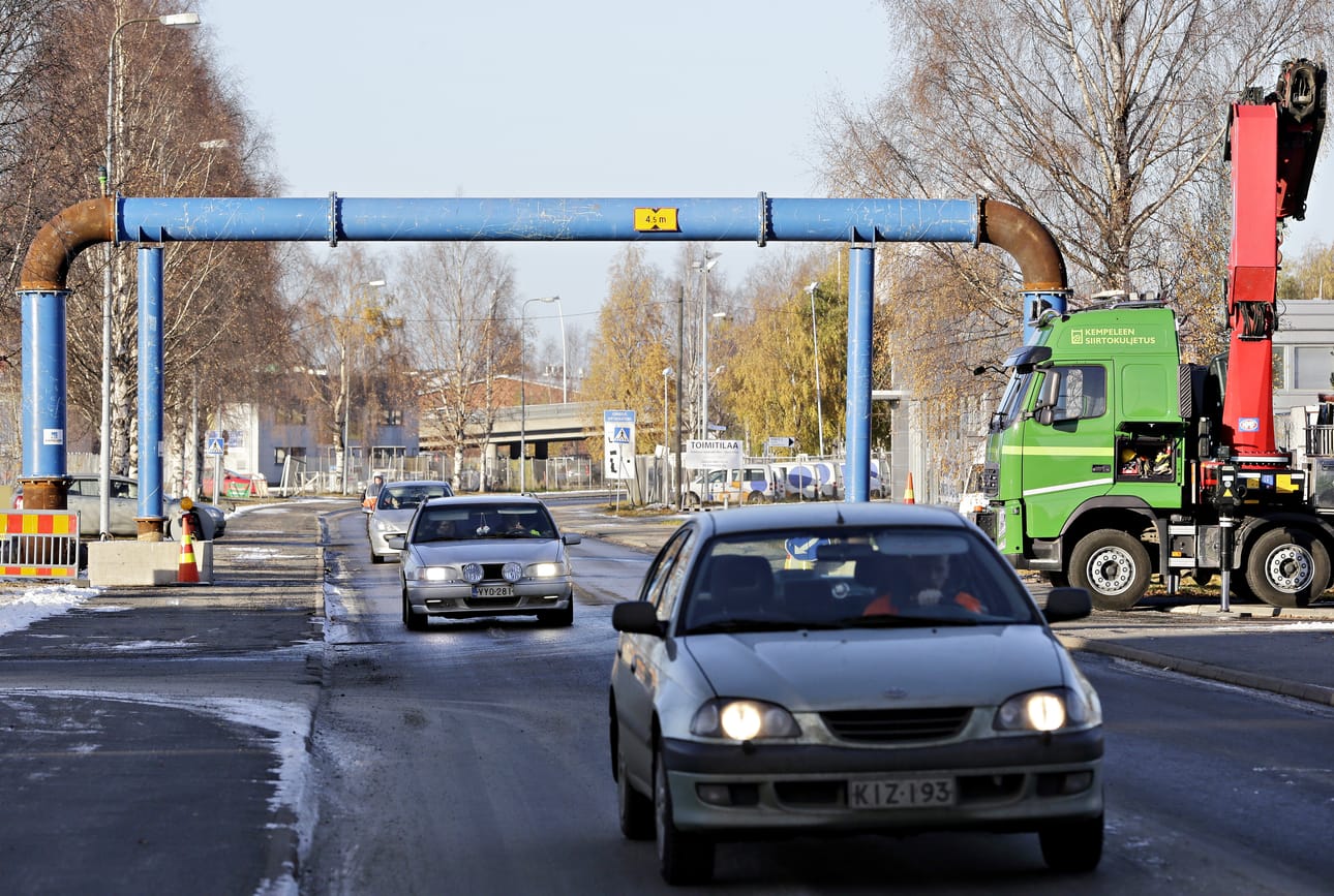 Jykevä putki ei jää ohikulkijoilta huomaamatta.