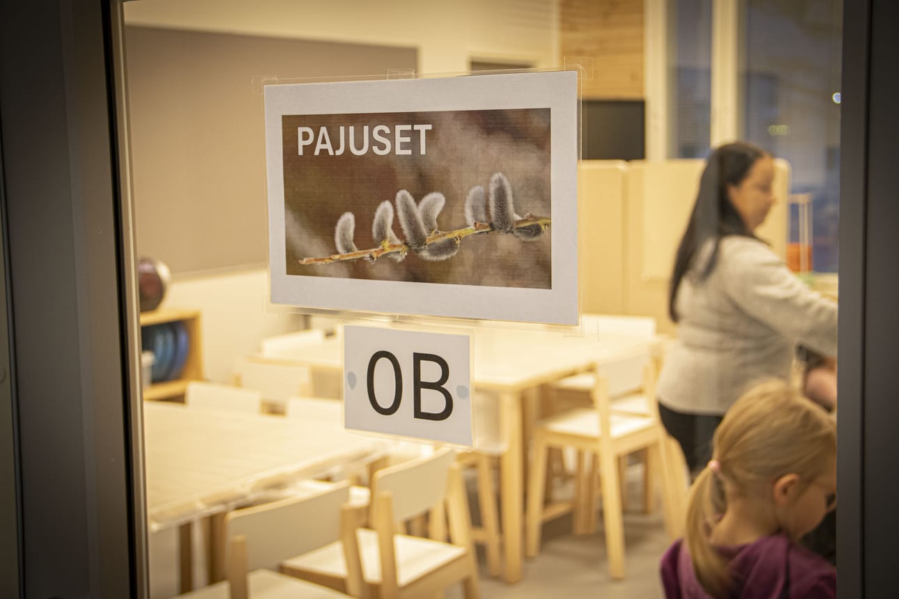 Kirkkomännikön päiväkoti on ollut Tyrnävän kunnalle suuri investointi, mikä on kasvattanut lainakantaa. Vuonna 2026 lainaa arvioidaan olevan olevan 6 250 euroa per asukas.