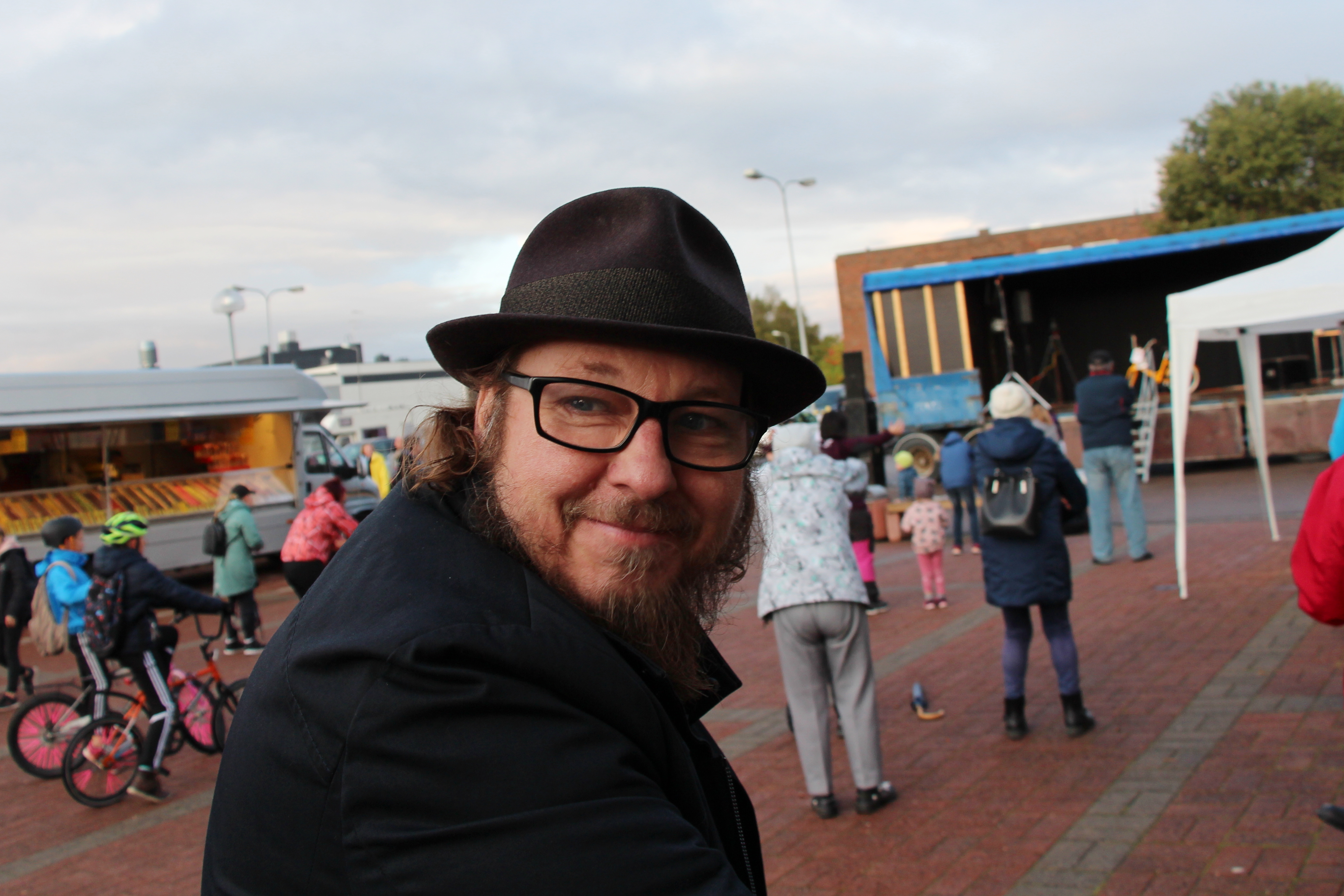 Valokuvaaja Jarmo Tyyskä pääsi vuorostaan kuvattavaksi. 