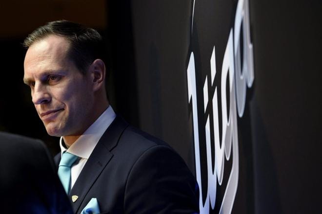 Ville Nieminen pitää Risto Dufvaa valmentajauransa merkittävimpänä vaikuttajana. KUVAT: LEHTIKUVA / MARTTI KAINULAINEN