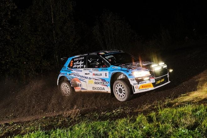 Teemu Asunmaa ja kartanlukija Marko Salminen SM KokUa 60-vuotisjuhlarallissa lauantaina. Kuva: Hannu Rainamo/Hannuphoto