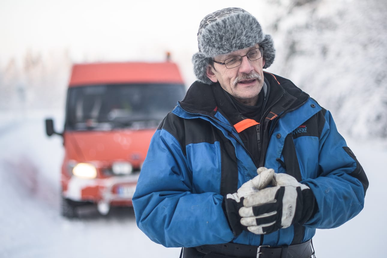 Veli Määtän mielestä yksityisteiden avustuskäytäntö pitäisi pysyttää nykyisellään.