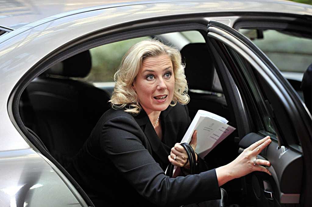 Valtiovarainministeri Jutta Urpilaisen (sd.) mukaan valtion toimintojen tehokkuudelle asetetut kokonaistaloudelliset tavoitteet säilyvät ennallaan.